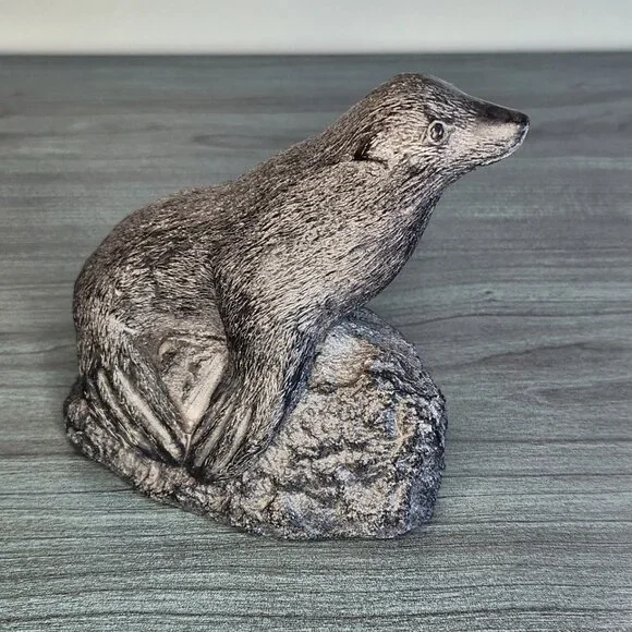 Vintage Seal Figurine on Rock Silver Gray Marine Animal Coastal Home Décor - Picture 3 of 6